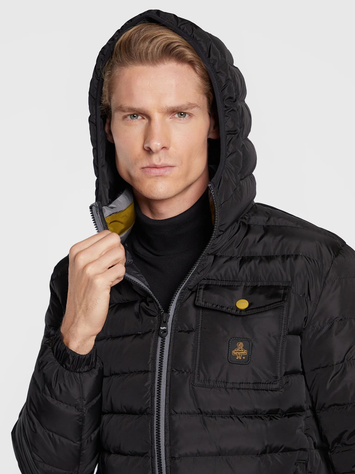 Refrigiwear Elegant Black Hooded Down Jacket with Chic Olive Accent